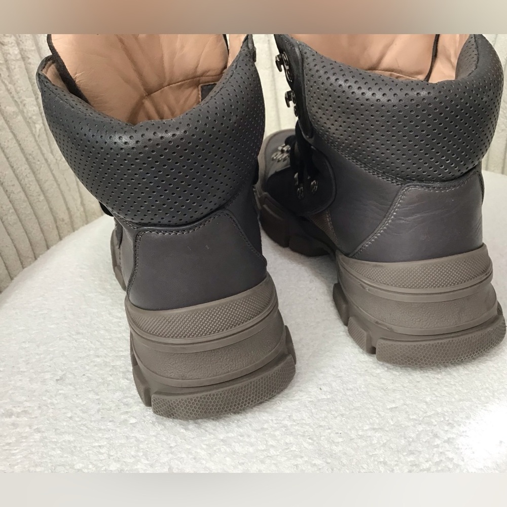 Gucci Men's Boots in Gray and Tan - Picture 8 of 13